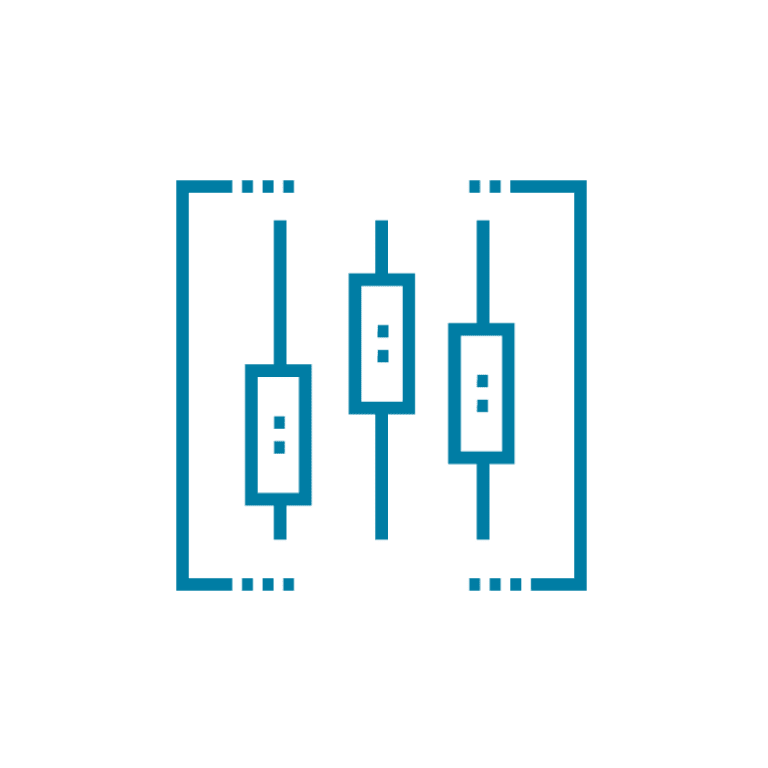 How is the protein level fold-change computed on proteomics data using Assembler app?